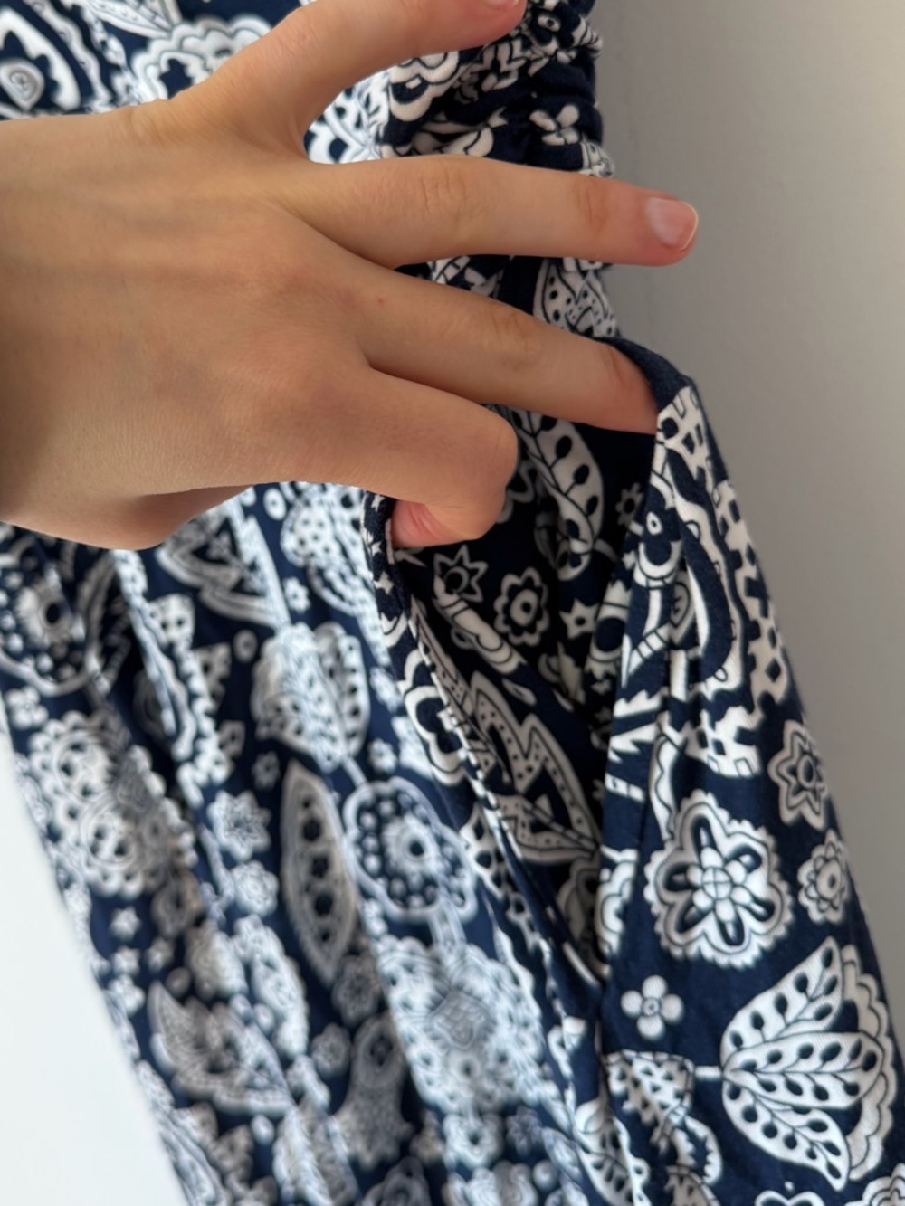 Boden Kassidy Jersey Midi Dress - Picture 5 of 9